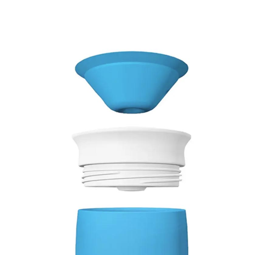 un gobelet étanche pour bébé