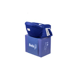 un porte bébé bleu sur sa boite de rangement